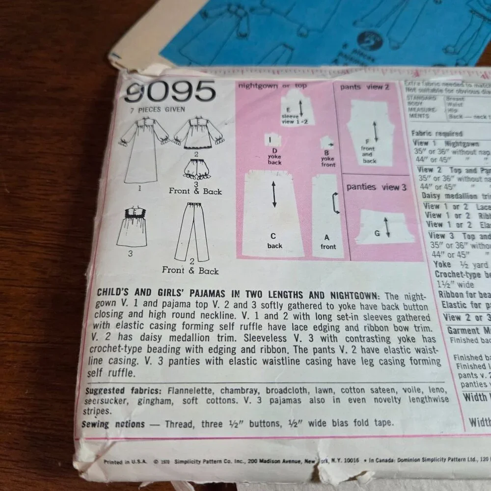 Simplicity 9095 sewing pattern Girls PJs and nightgown Size 6 Uncut 1970s